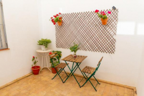 Loft con Patio Andaluz a 5 min de la Playa y en el Casco Histórico